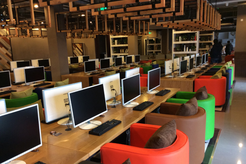 曹军副校长深入土木工程学院进行党的群众路线教育实践活动调研|豪门国际官网