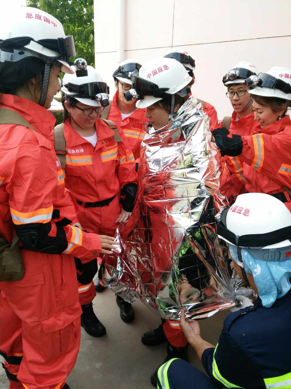 云南芒市泥石流泥石流爆发如何保护自己|豪门国际注册入口